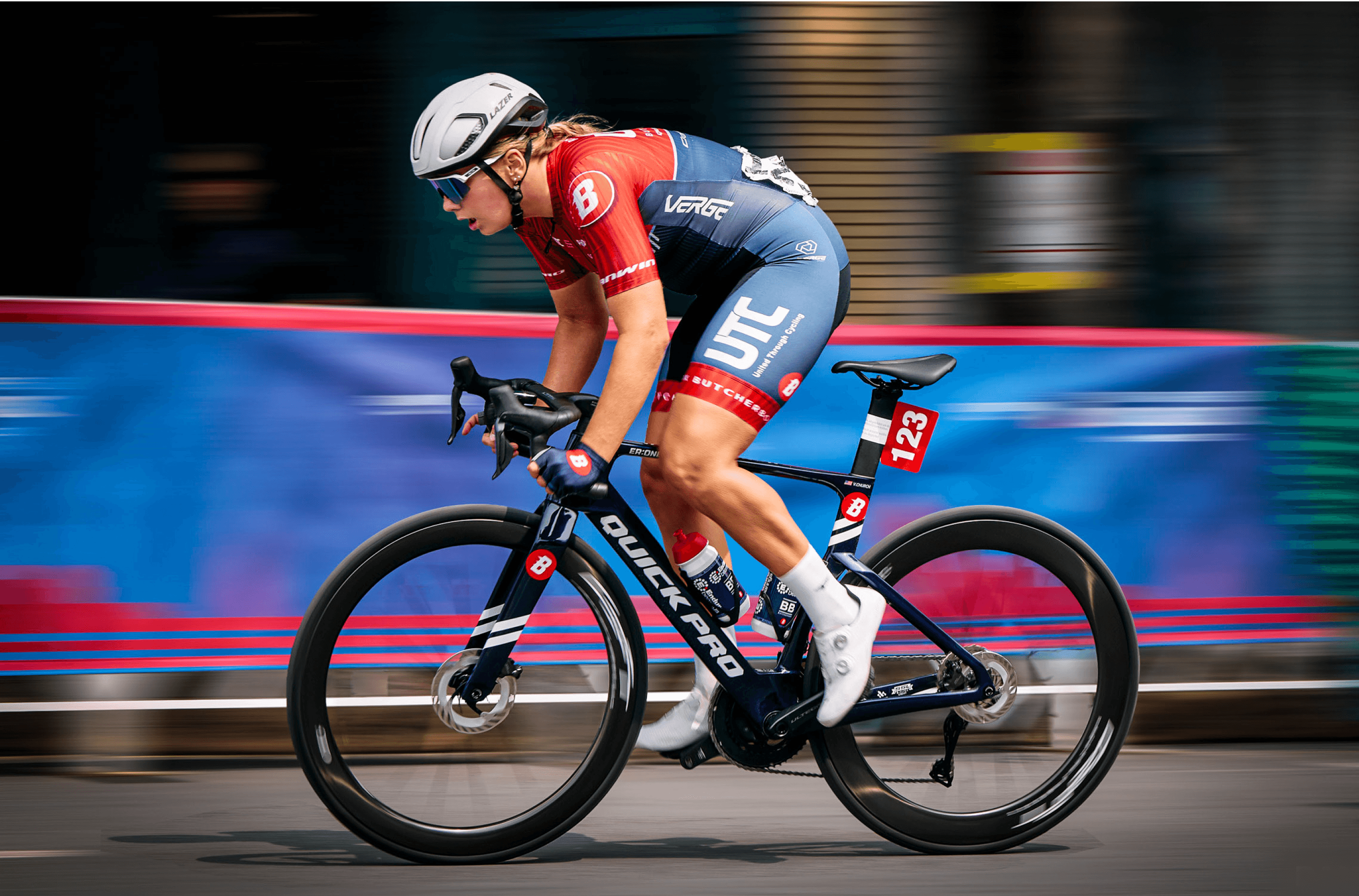 Команда QuickPro — свяжитесь с нами